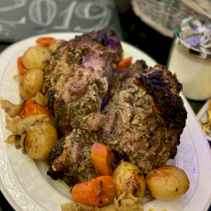 Рождественская баранья нога / Christmas lamb