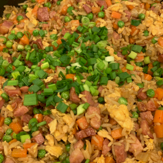 Жареный рис с беконом / Bacon fried rice